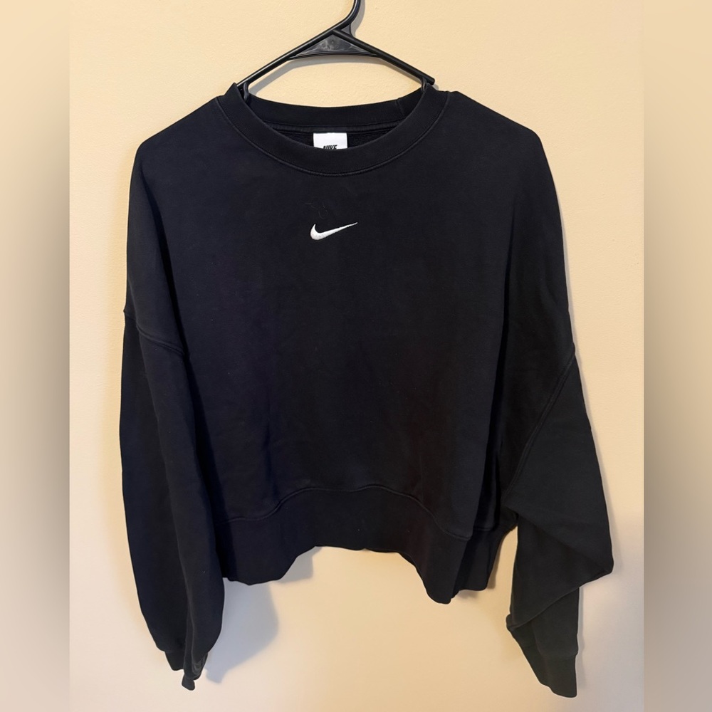 Nike Women's Phoenix Fleece Oversized Crew Neck Sweatshirt